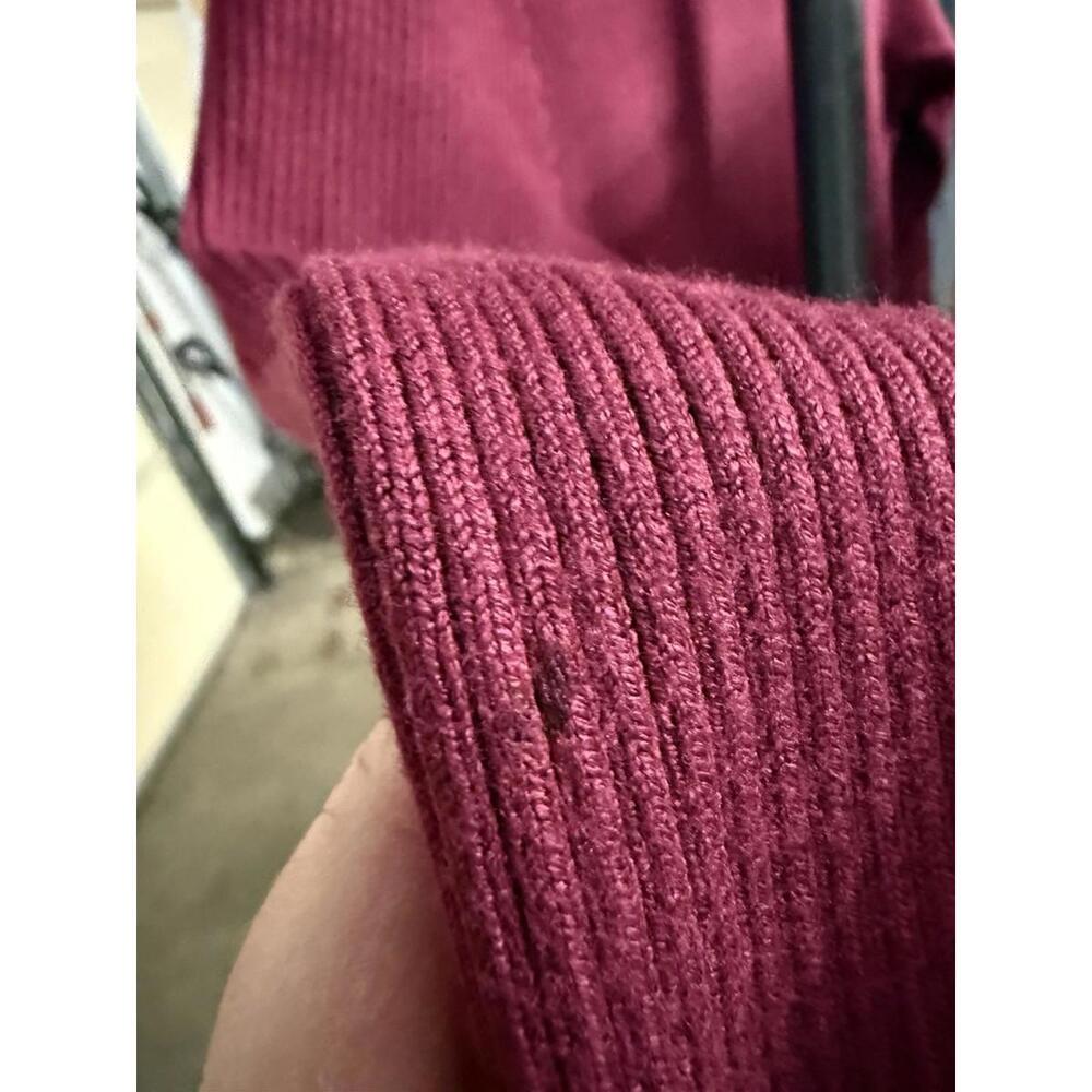 Work Siren Guess Everly Long Slve Wrap Sweater Dress Garnet Wine Midi V Neck - Picture 8 of 8